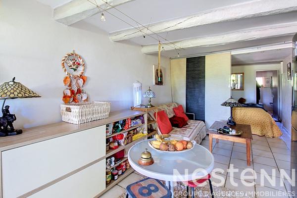 A VENDRE  - Propriété de caractère - Vidauban 14 pièces 350 m2