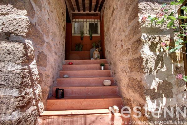 A VENDRE  - Propriété de caractère - Vidauban 14 pièces 350 m2