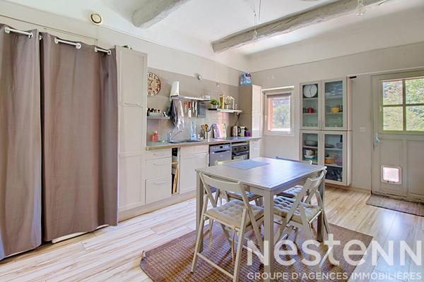 A VENDRE  - Propriété de caractère - Vidauban 14 pièces 350 m2