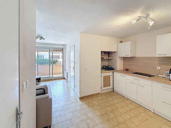 EXCLUSIVITÉ - Bandol - Le Canet - Appartement - 2 pièces avec Terrasse