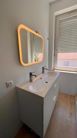 Tonneins (47400) Maison de ville rénovée à faible consommation énergétique 2 chambres, jardin , cave.