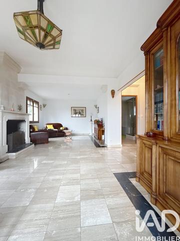 Maison à vendre 8 pièces 185 m² Vaux-sur-Seine