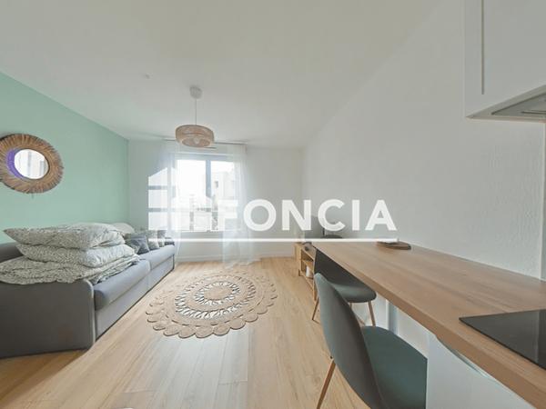 Location Studio meublé 19.28 m² - 14 RUE DU 74EME REGIMENT D'INFANTERIE Rouen 76100