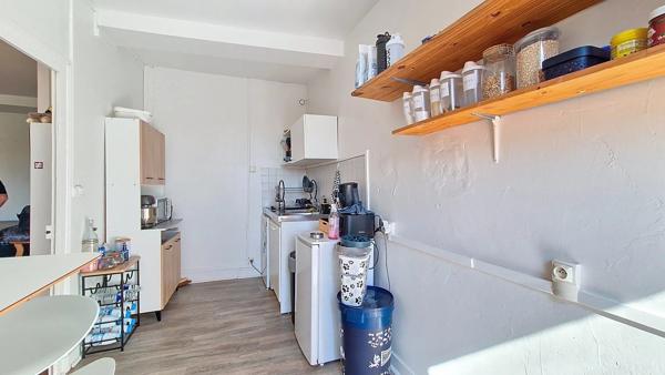 Immeuble de rapport et local commercial Le Dorat