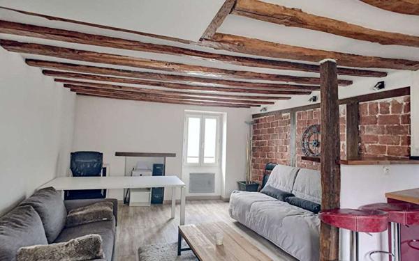 Appartement à vendre    1 pièce • 28,56 m2 Orléans