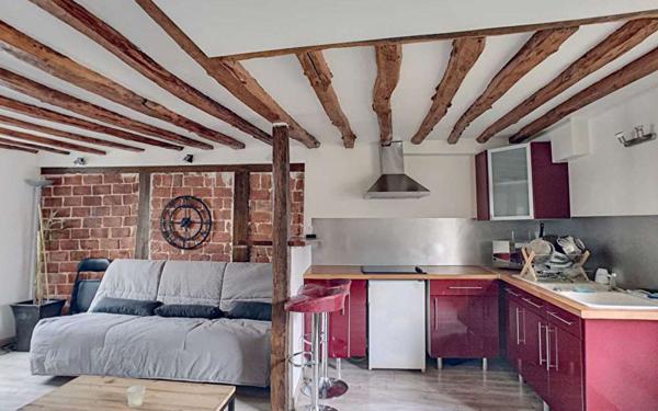 Appartement à vendre    1 pièce • 28,56 m2 Orléans