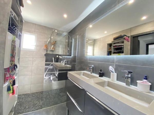 Maison à vendre 6 pièces MARIGNANE (13)
