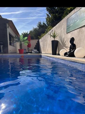 Maison à vendre 6 pièces MARIGNANE (13)