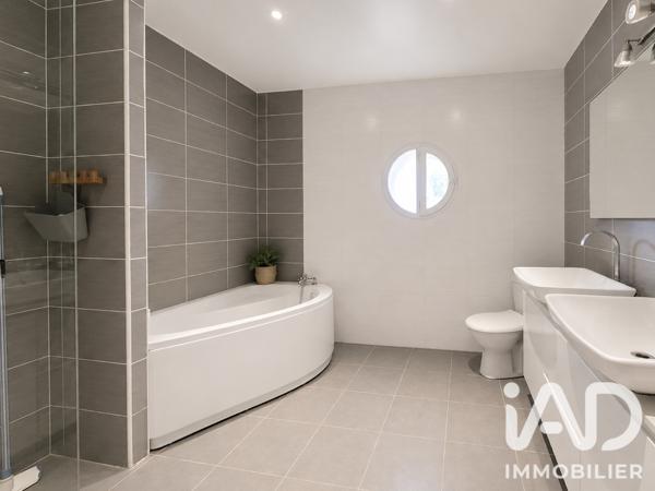 Maison à vendre 5 pièces 148 m² Montauban