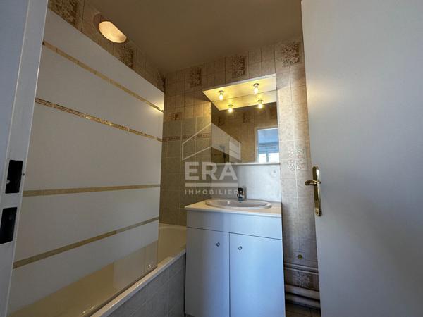 Appartement de 2 pièces principales à louer proche centre ville de Compiègne