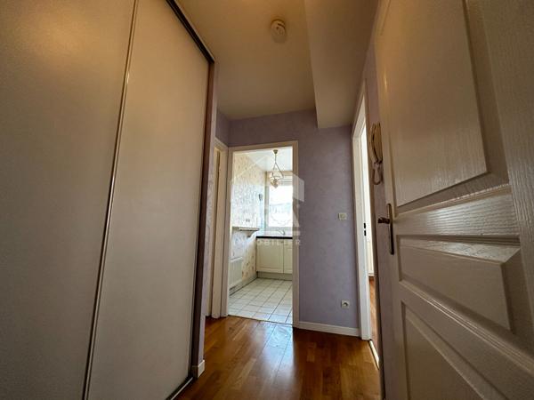 Appartement de 2 pièces principales à louer proche centre ville de Compiègne