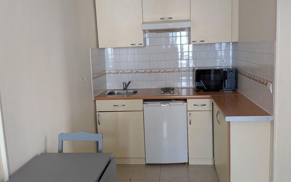 Appartement à louer    1 pièce • 20,46 m2 Paris 17