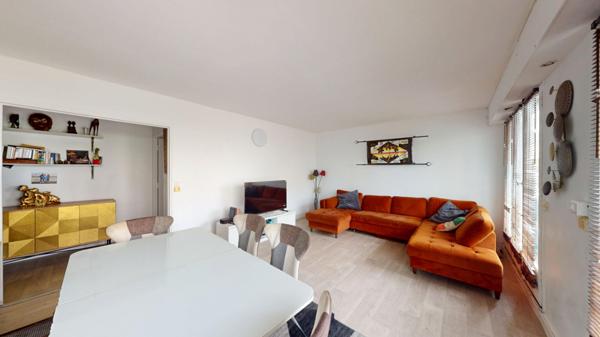Appartement Le Plessis Robinson 3 pièce(s) 68 m2 ; RER B ; Commerces ; Balcon ; Calme