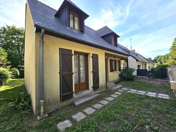 Maison 4 chambres + un garage idéalement située
