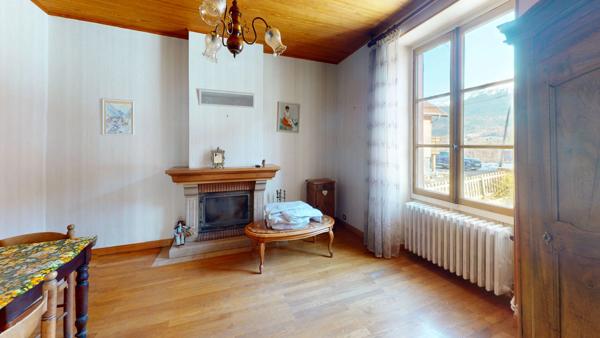 Maison Saint Martin D Uriage 5 pièce(s) 132.86 m2