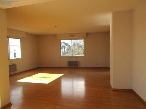 Appartement à vendre à Vannes dans le Morbihan (56000), ref : 56077-884   
Préfecture