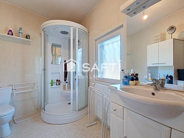 Maison 4 chambres, jardin et garage