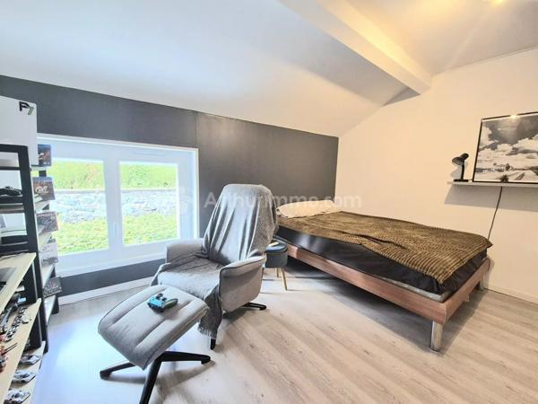 Vente                                                      Maison
                        
                                         111 m2                     à Clermont-Ferrand