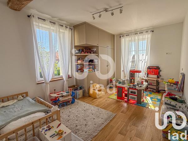 Maison 7 pièces de 271 m² à La Ferté-Gaucher (77320)