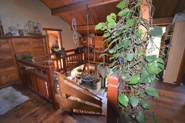 Chalet familial à Val-des-Prés, terrasse, balcon et jardin de 1405 m²