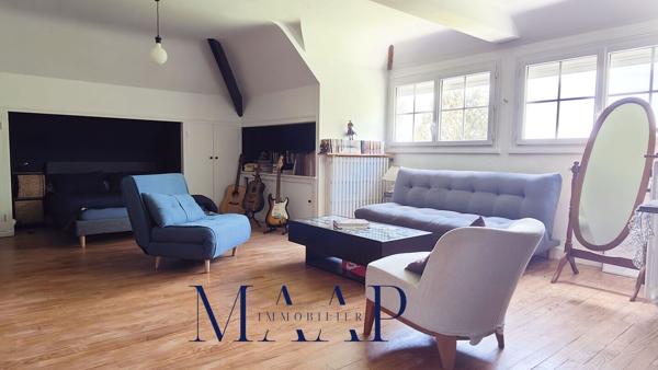 Résidence de 303 m², 5 chambres, séjour 50m²