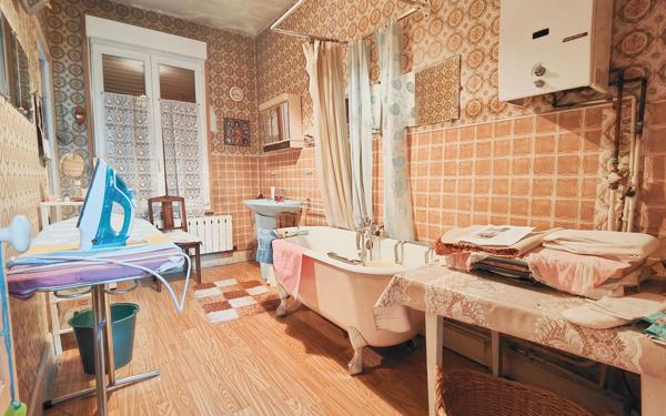 Maison à vendre    4 pièces •  Chauny