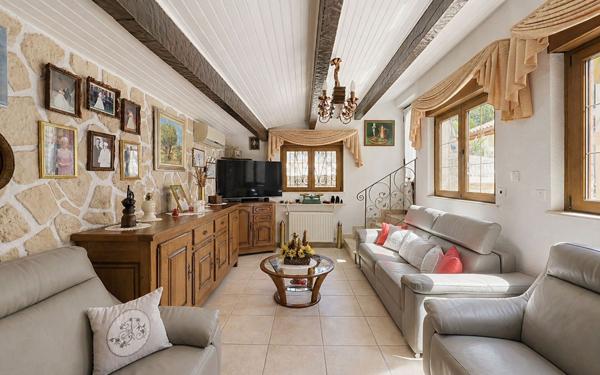 Maison à vendre    5 pièces •  Mougins