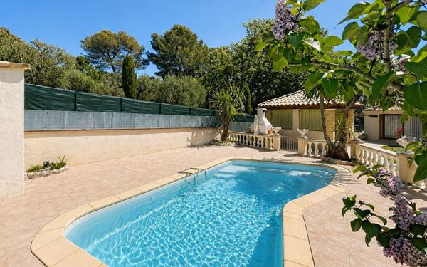 Maison à vendre    5 pièces •  Mougins