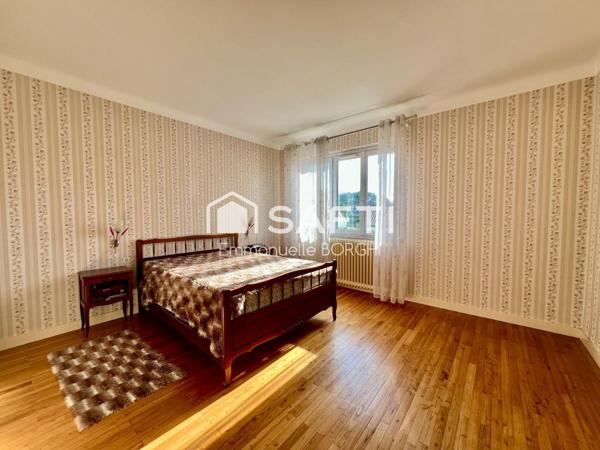 Maison 3 chambres - grand garage - jardin