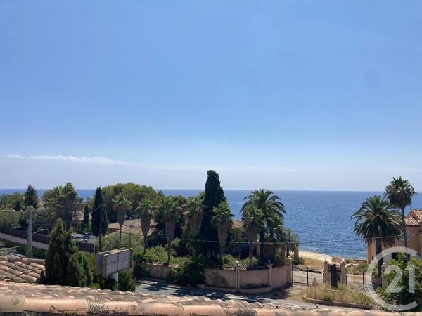 Maison à vendre  13 pièces - 750 m 2   LES ISSAMBRES  - 83