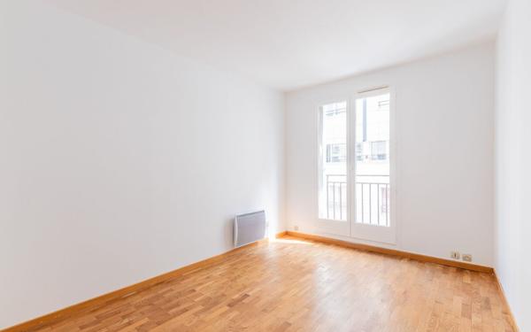 Appartement à vendre    4 pièces • 95 m2 Paris 14