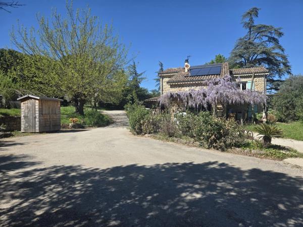Maison à vendre 3 pièces  ()