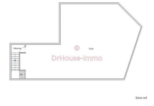 Immeuble à vendre 3 pièces de 123 m²