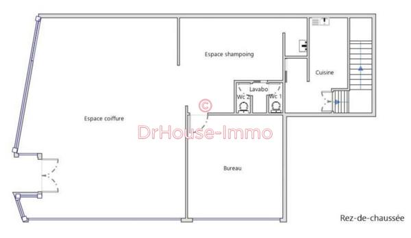 Immeuble à vendre 3 pièces de 123 m²