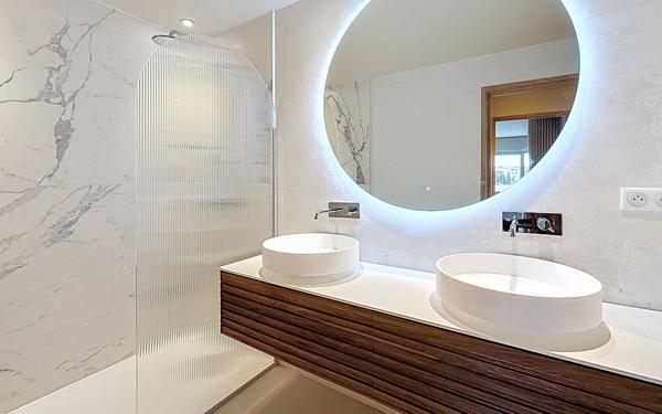 Appartement à vendre    3 pièces • 72 m2 Cannes