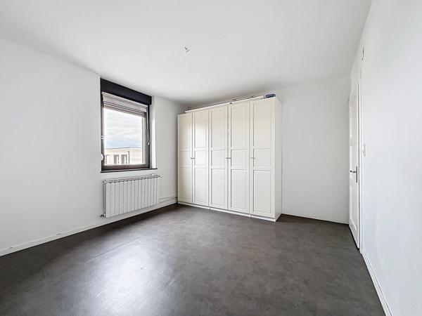 Magnifique appartement lumineux avec jardin privatif à Hagondange, proche gare et Ballastière