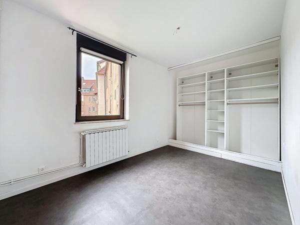 Magnifique appartement lumineux avec jardin privatif à Hagondange, proche gare et Ballastière