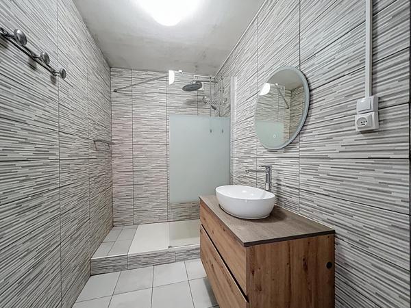 Magnifique appartement lumineux avec jardin privatif à Hagondange, proche gare et Ballastière