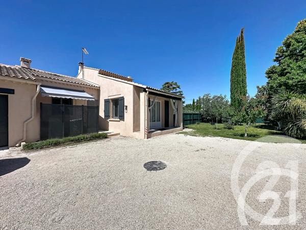 Maison à vendre  5 pièces - 95 m 2   CHEVAL BLANC  - 84