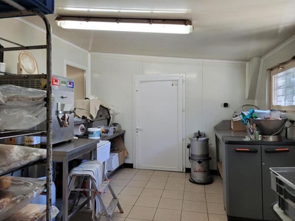 Murs- Belle opportunité de reprise ou d'investissement. Pâtisserie / Chocolaterie artisanale de renom -Sud Tarn (81)