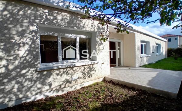 Maison plain-pied 182 m2 4 chambres, Parking