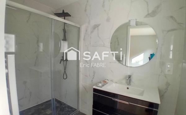 Maison plain-pied 182 m2 4 chambres, Parking