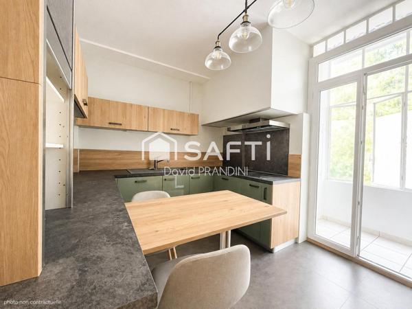 Appartement élégant situé sur les allées
