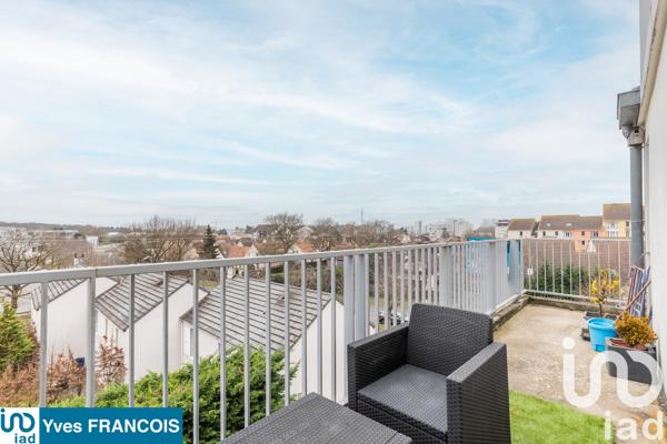 Appartement à vendre 5 pièces 79 m² Sainte-Geneviève-des-Bois