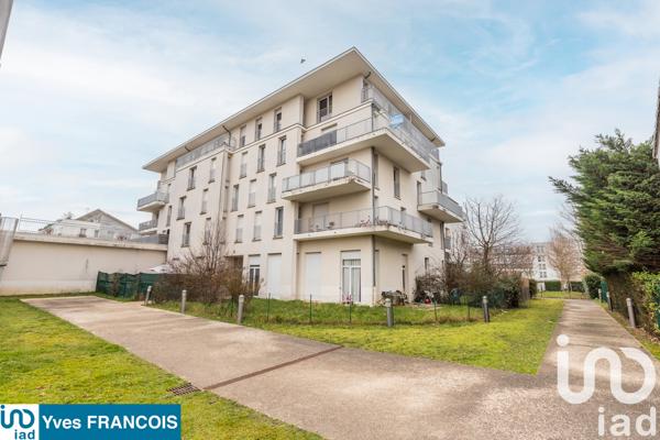 Appartement à vendre 5 pièces 79 m² Sainte-Geneviève-des-Bois