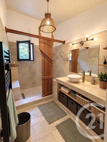 Maison à vendre  6 pièces - 147 m 2   DIGNE LES BAINS  - 04