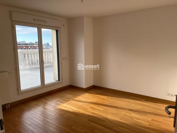 Location Appartement 5 pièces 132.7 m² - Levallois Perret 92300