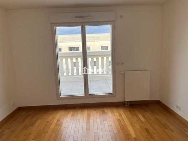 Location Appartement 5 pièces 132.7 m² - Levallois Perret 92300