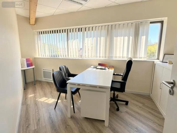 Location - Fonds et/ou murs commerciaux Saint-Martin-des-Champs 29600 105 m 2