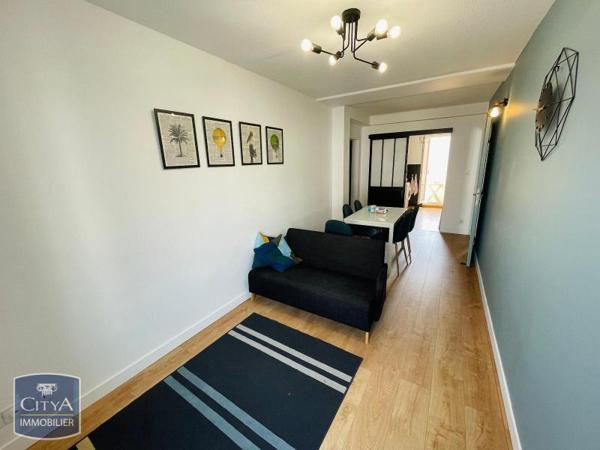 Appartement à louer 1 pièce 11.4m² Toulon (83000)